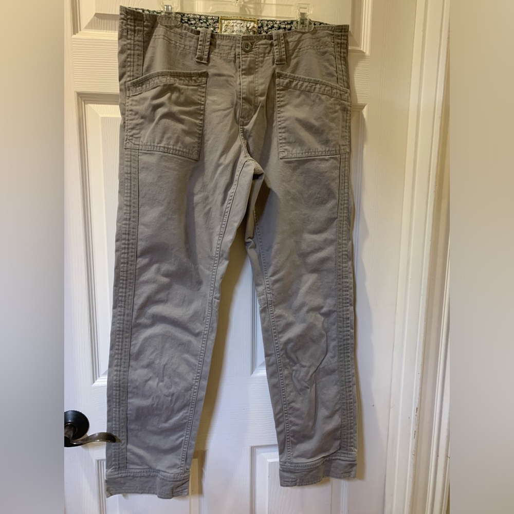 Aventura Gray Casual Pants